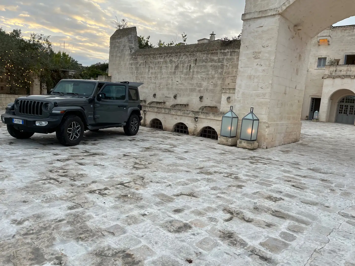 Jeep Wrangler Wrangler IV Unlimited 4xe Unlimited 2.0 Sahara Grigio - 2