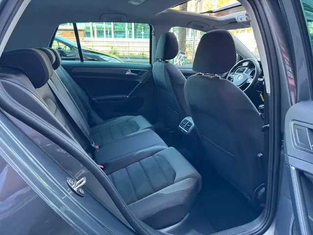 Volkswagen Golf view 15