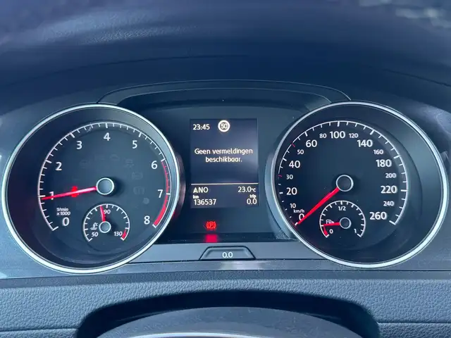 Volkswagen Golf view 16