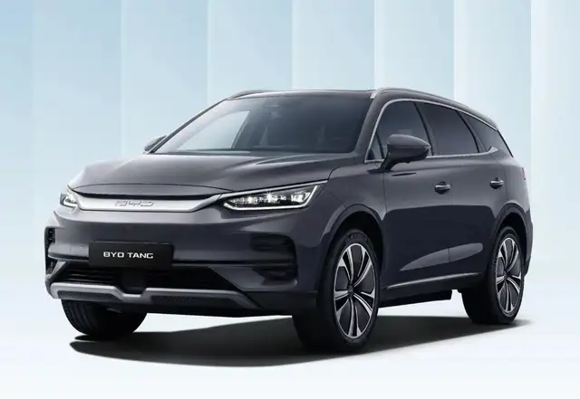BYD Tang 108,8 kWh 517PS Flagship 4WD