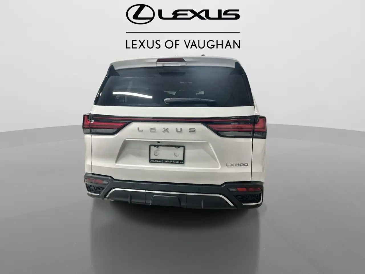 Lexus LX 600 снимка Lexus LX 600