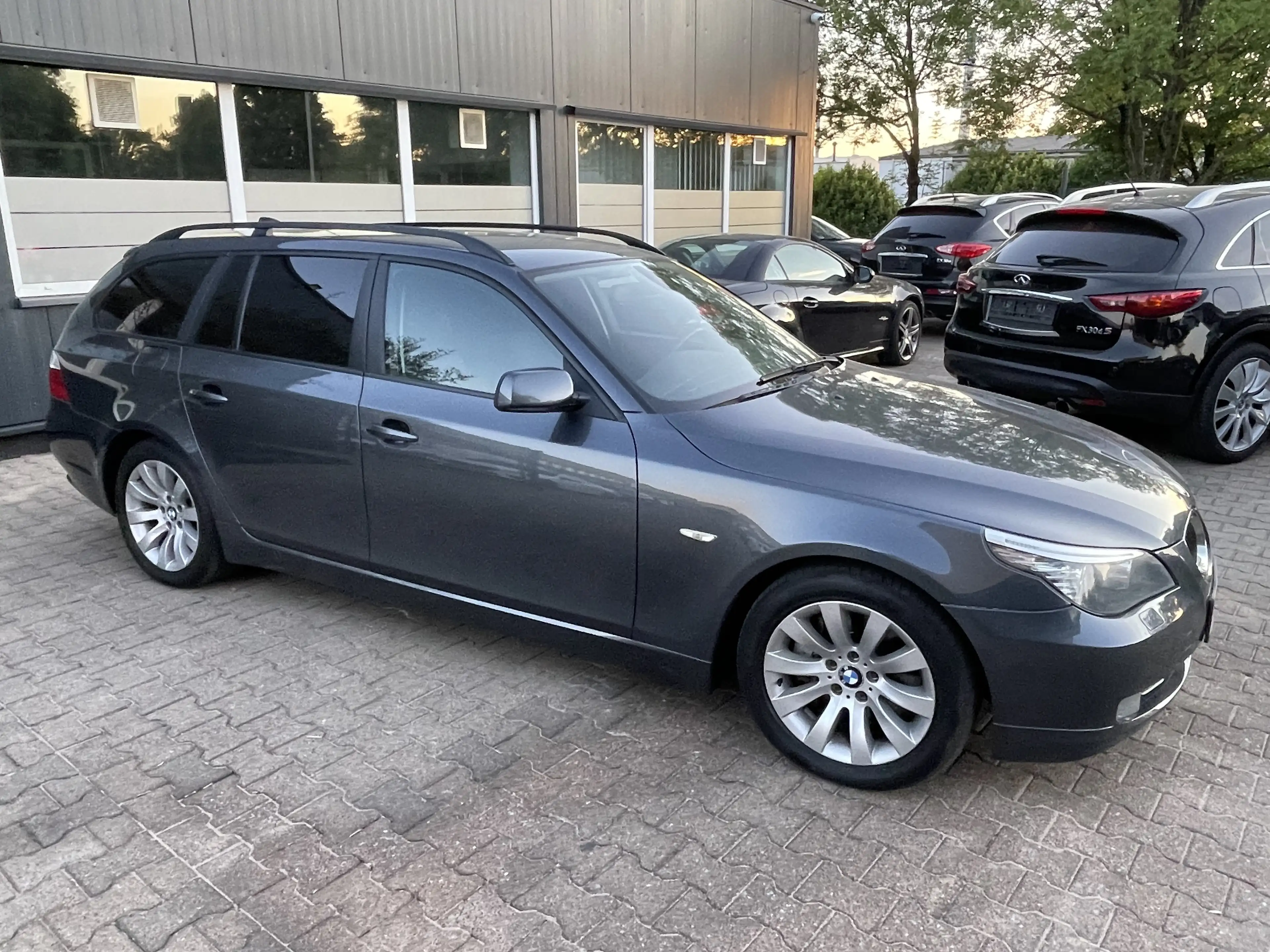 BMW 535 d Touring Automatik 1.Hand Top Gepflegt Grau Xenon — photo 13