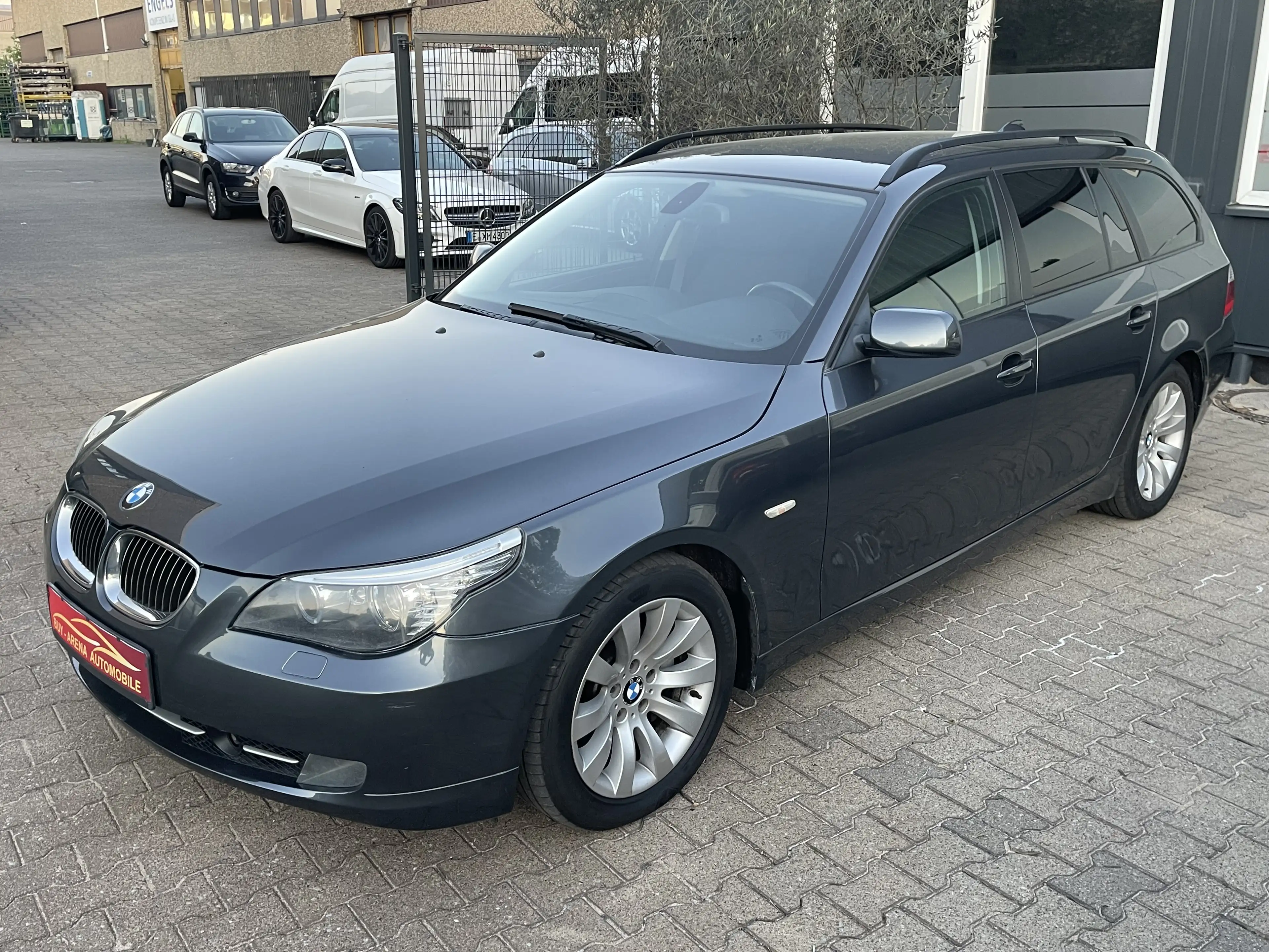 BMW 535 d Touring Automatik 1.Hand Top Gepflegt Grau Xenon — photo 6