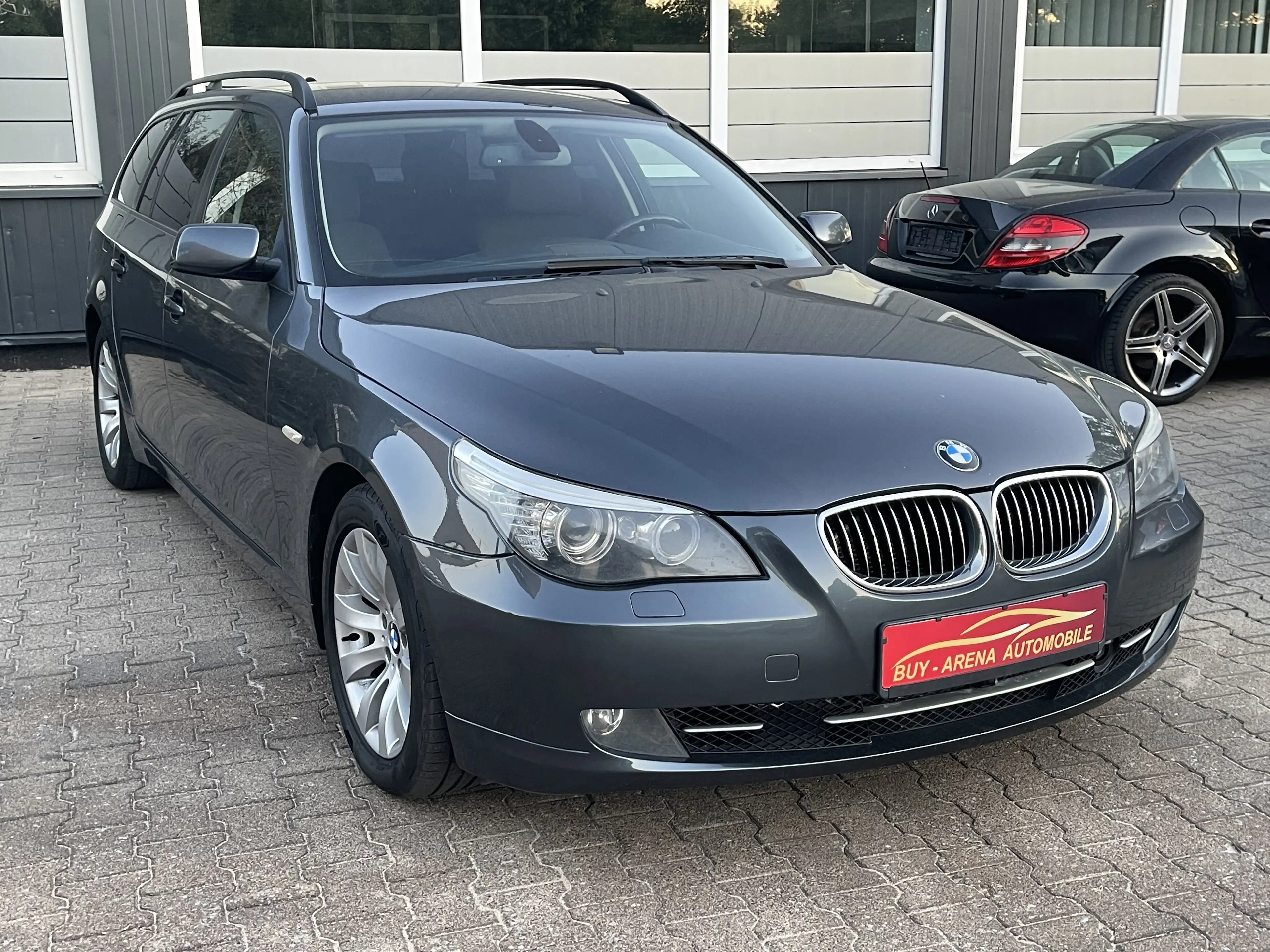 BMW 535 d Touring Automatik 1.Hand Top Gepflegt Grau Xenon — photo 4