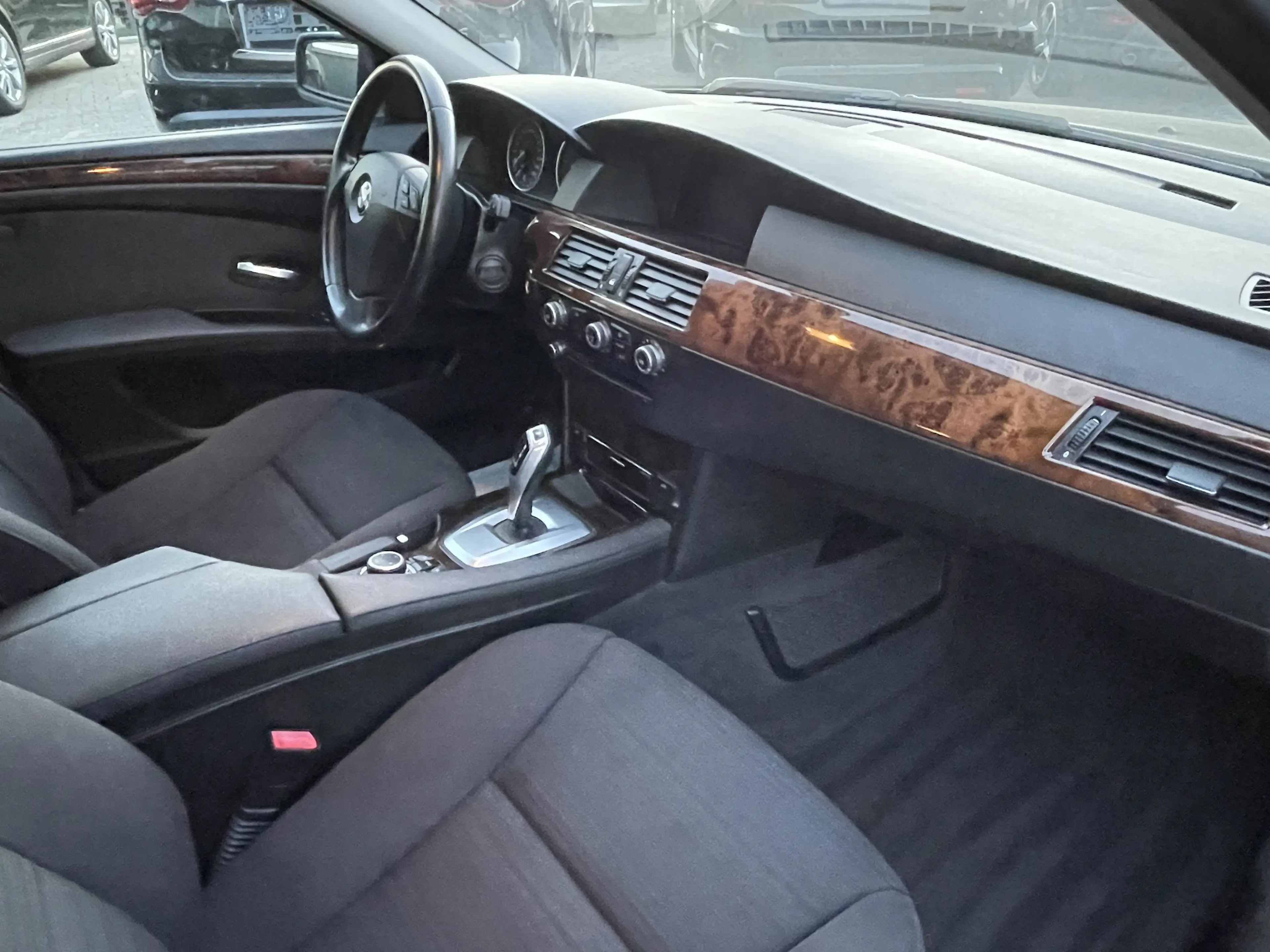 BMW 535 d Touring Automatik 1.Hand Top Gepflegt Grau Xenon — photo 14