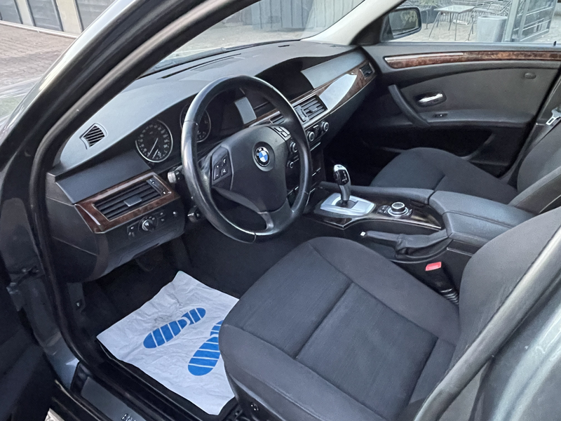 BMW 535 d Touring Automatik 1.Hand Top Gepflegt Grau Xenon — photo 5