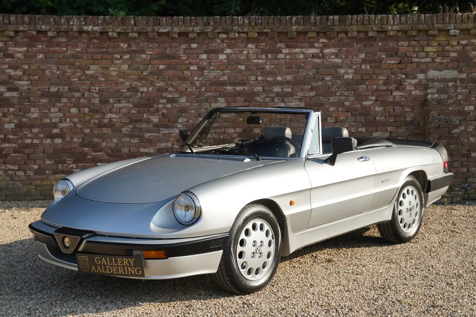 Alfa Romeo Spider 2.0 QV "29.400 kilometers" Low kilometers example, Zilver - 1