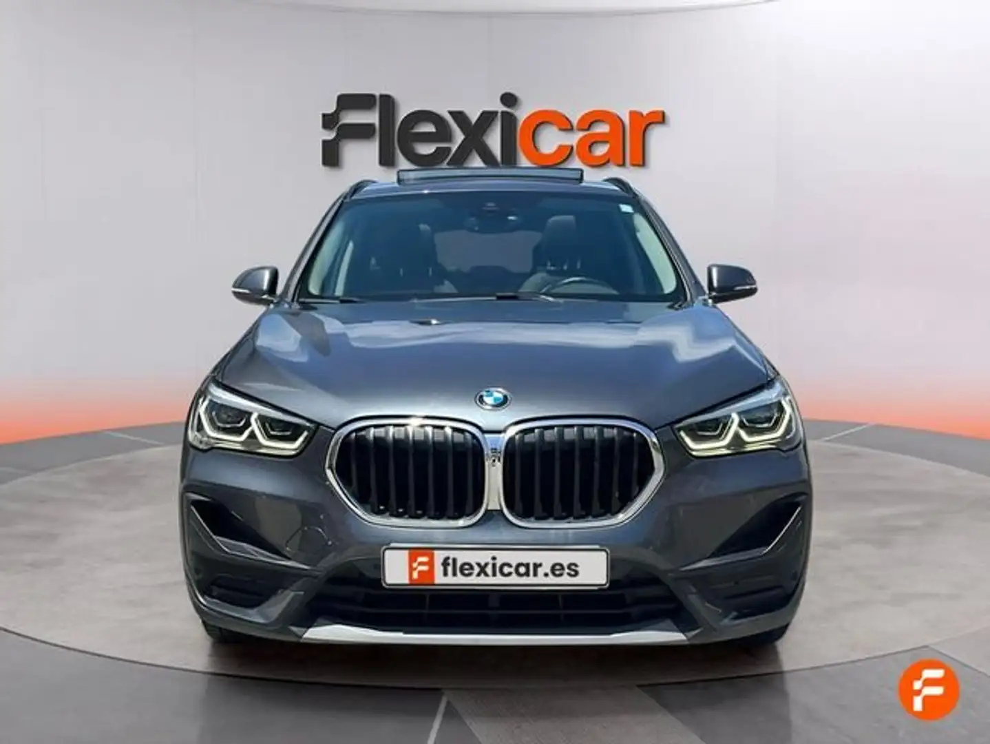 BMW X1 sDrive 18iA Gris - 2