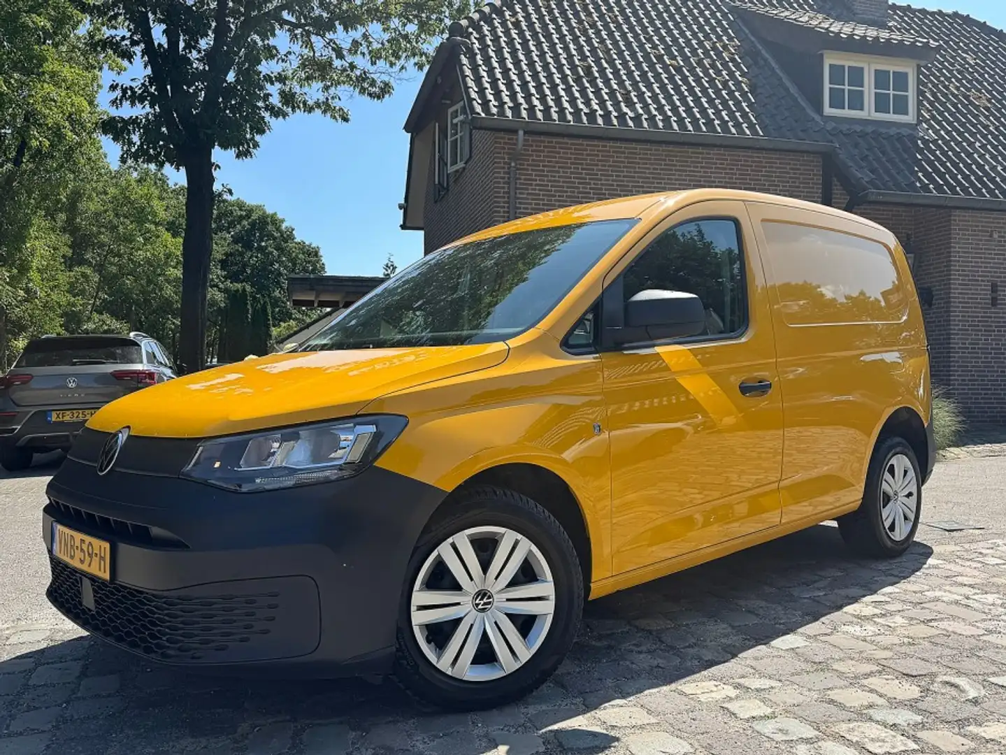 Volkswagen Caddy 2.0 TDI Trend airco,trekhaak,pdc,cruise Geel - 1