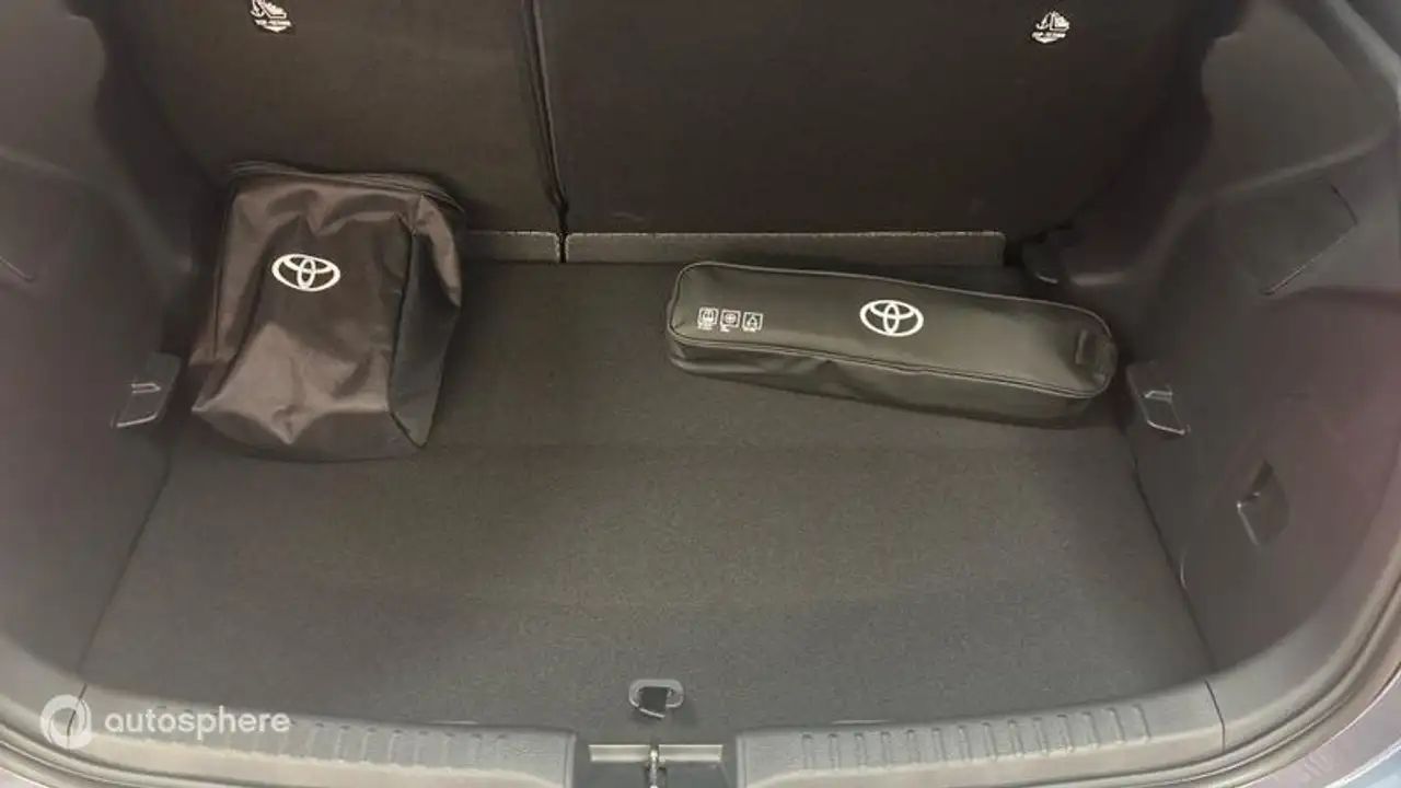 Toyota Yaris Yaris — photo 14