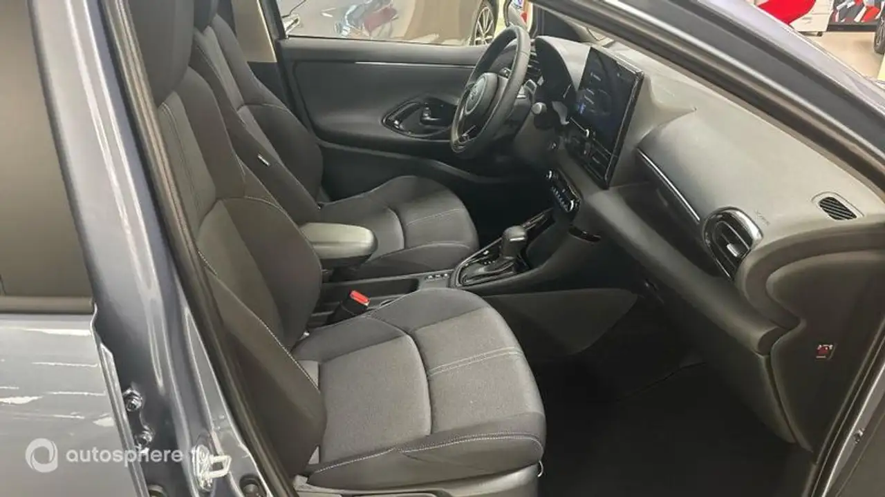 Toyota Yaris Yaris — photo 15