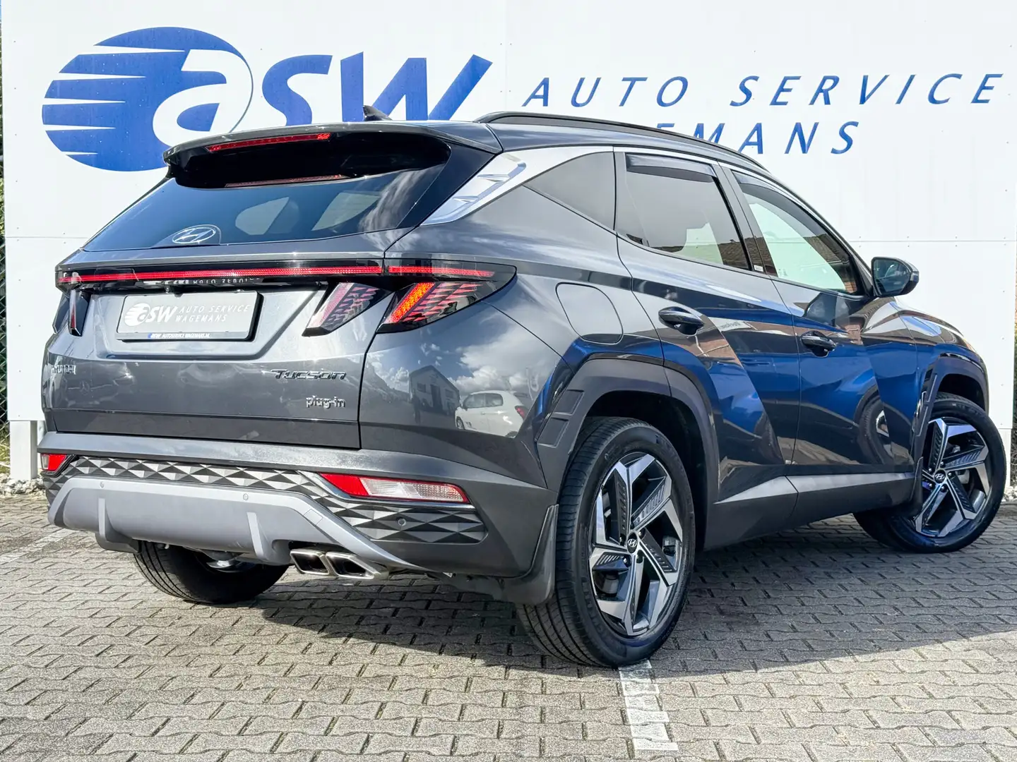 Hyundai TUCSON 1.6 T-GDI PHEV Comfort Smart 4WD | Trekhaak | Pano Gris - 2