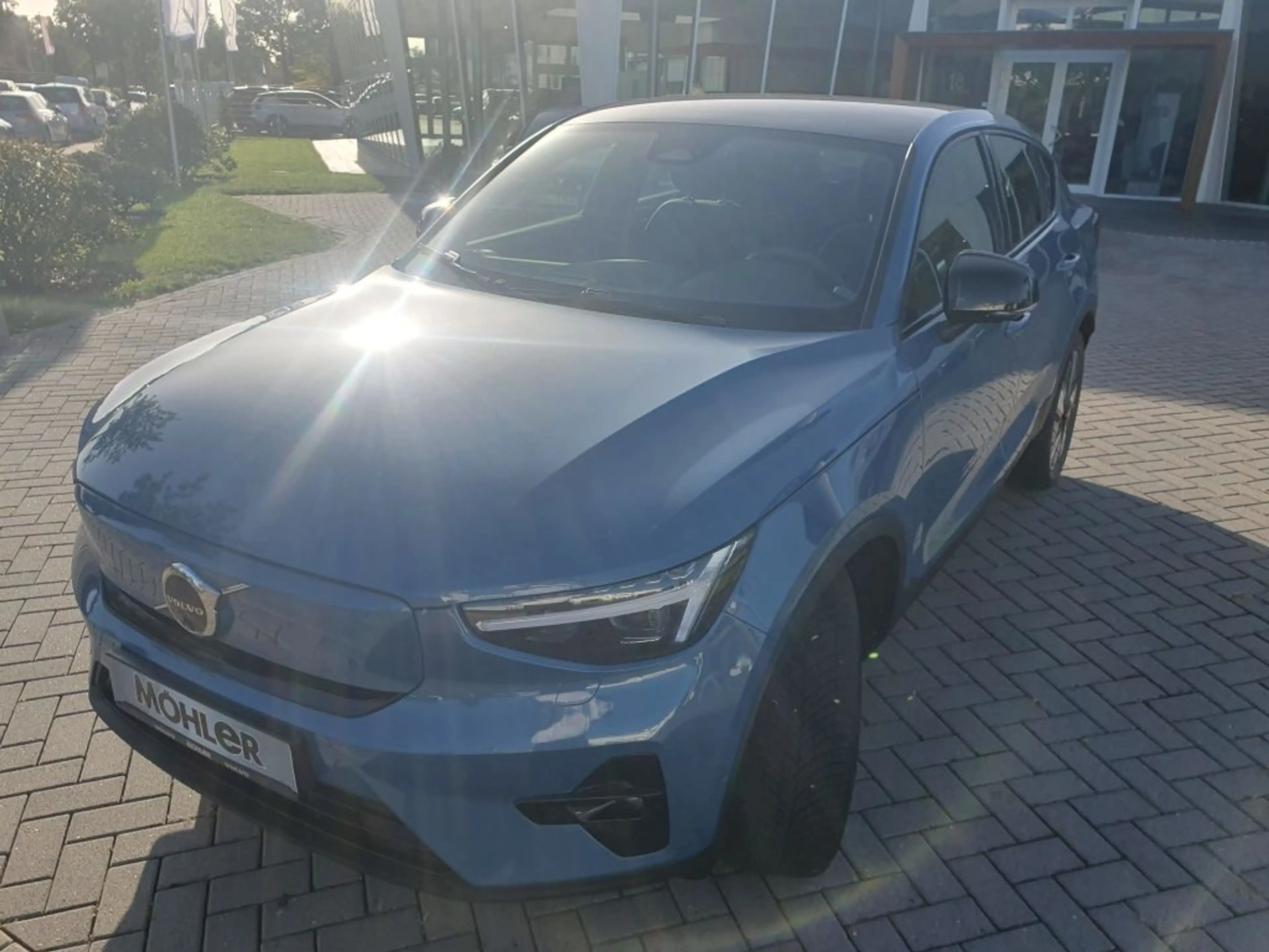 Volvo C40 Recharge 82 kWh Extended Range RWD Ultimate — photo 5
