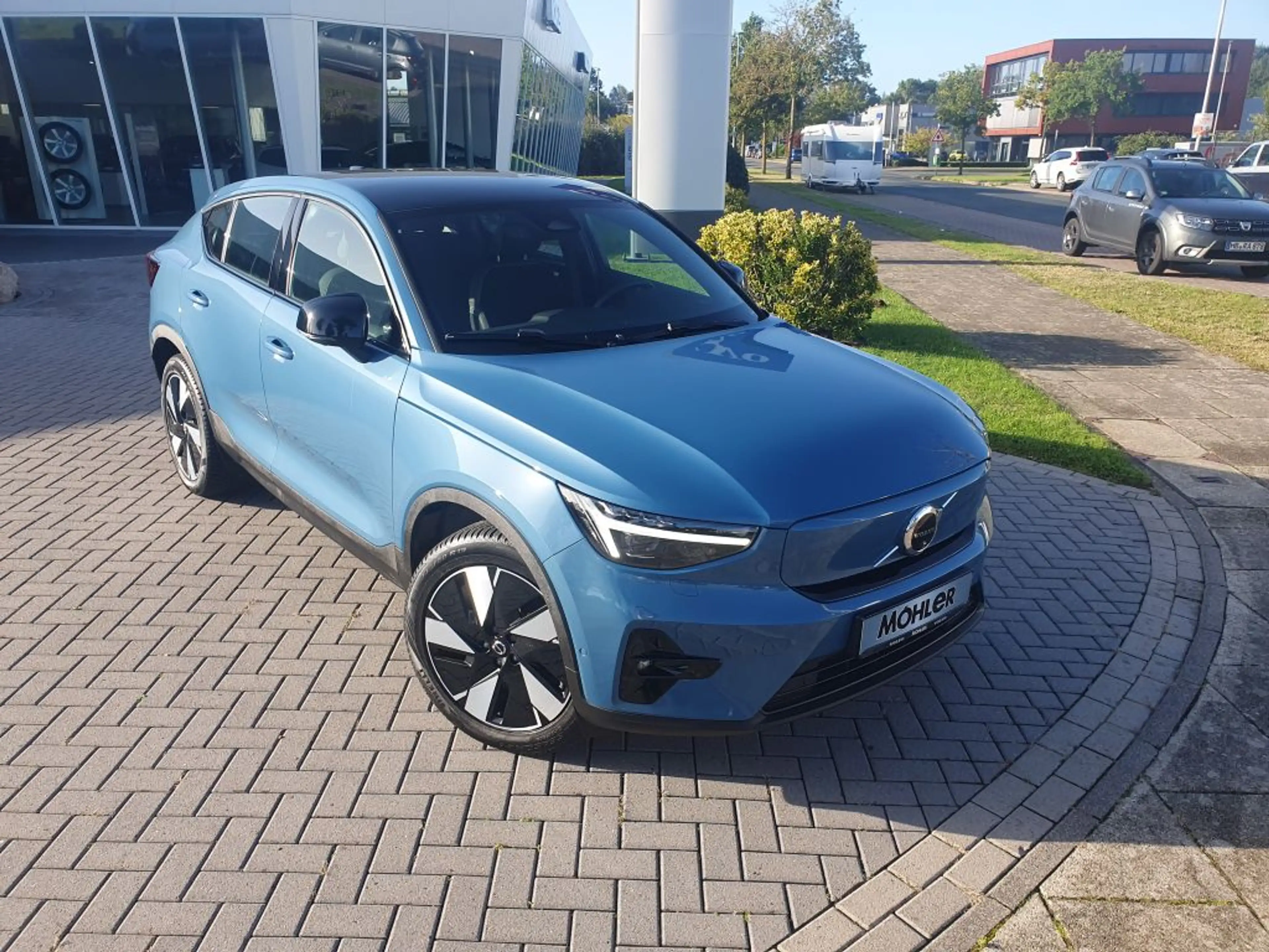 Volvo C40 Recharge 82 kWh Extended Range RWD Ultimate — photo 3