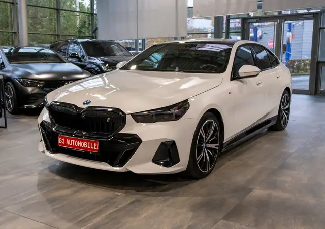 Bmw i5 Lim. 40 eDrive M Sport*AHKICON*HUD*PANO*20 Z