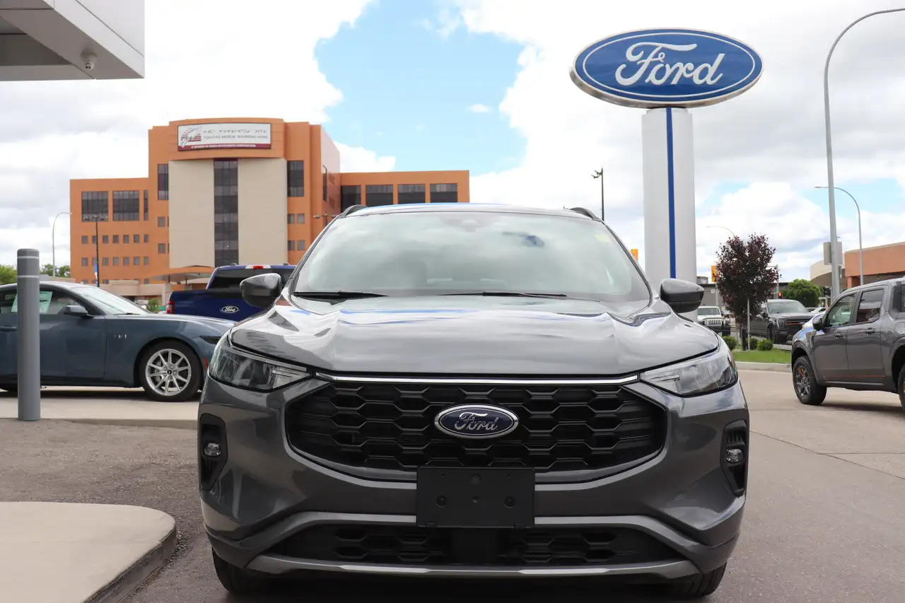 Ford Escape снимка Ford Escape
