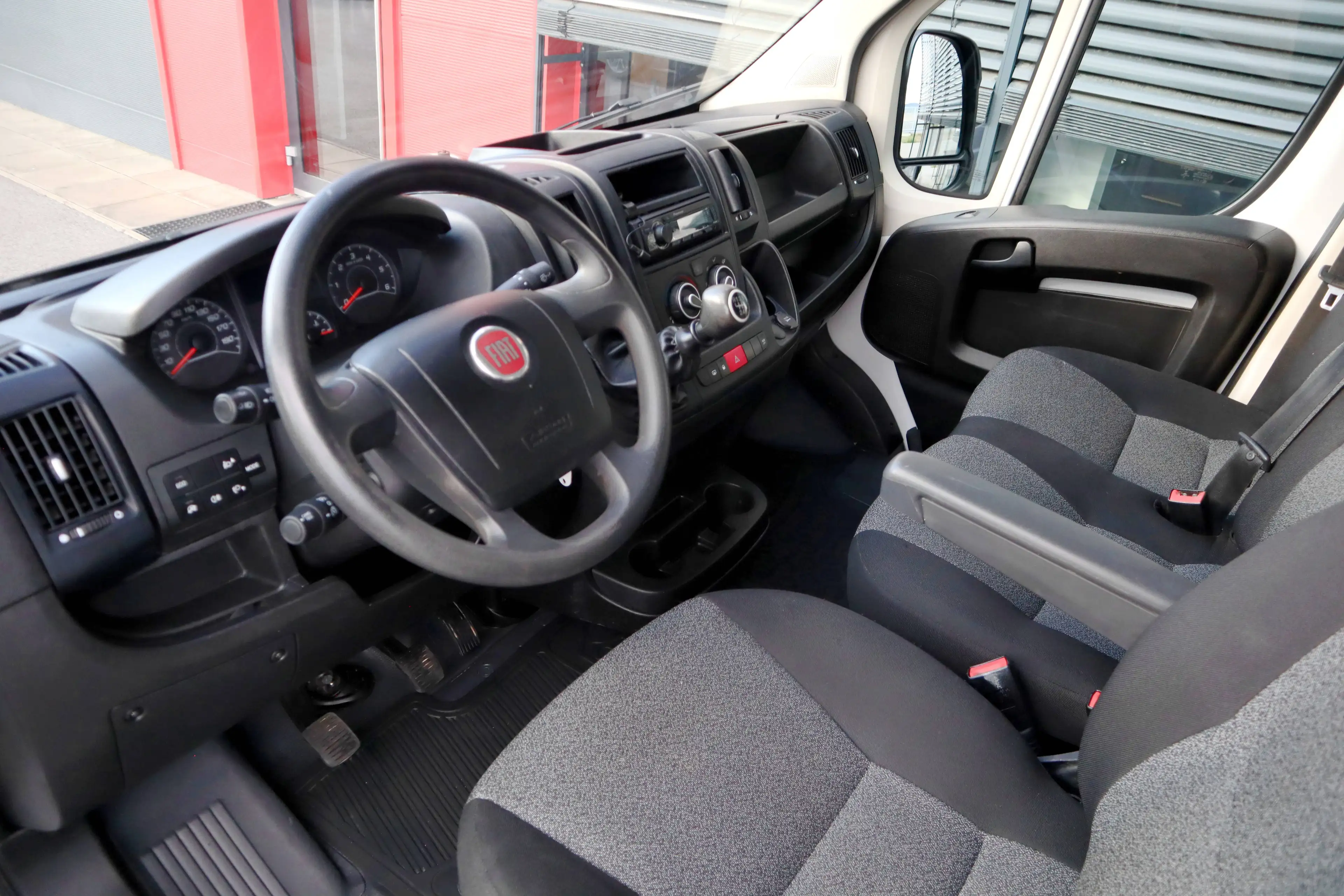 Fiat Ducato Ducato 35 L2H2 140 *1.Besitz* Net 13750 €* — photo 5