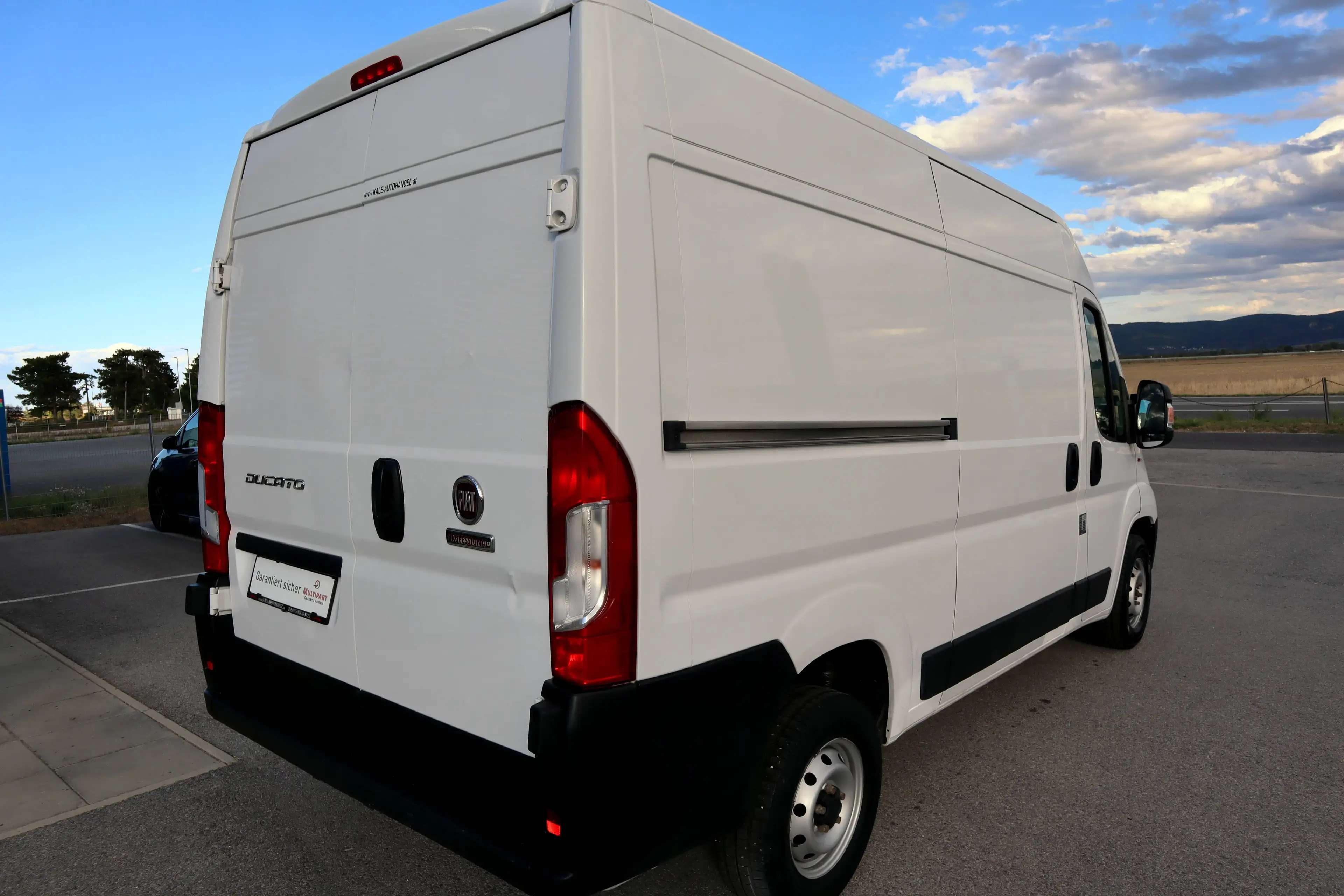 Fiat Ducato Ducato 35 L2H2 140 *1.Besitz* Net 13750 €* — photo 4