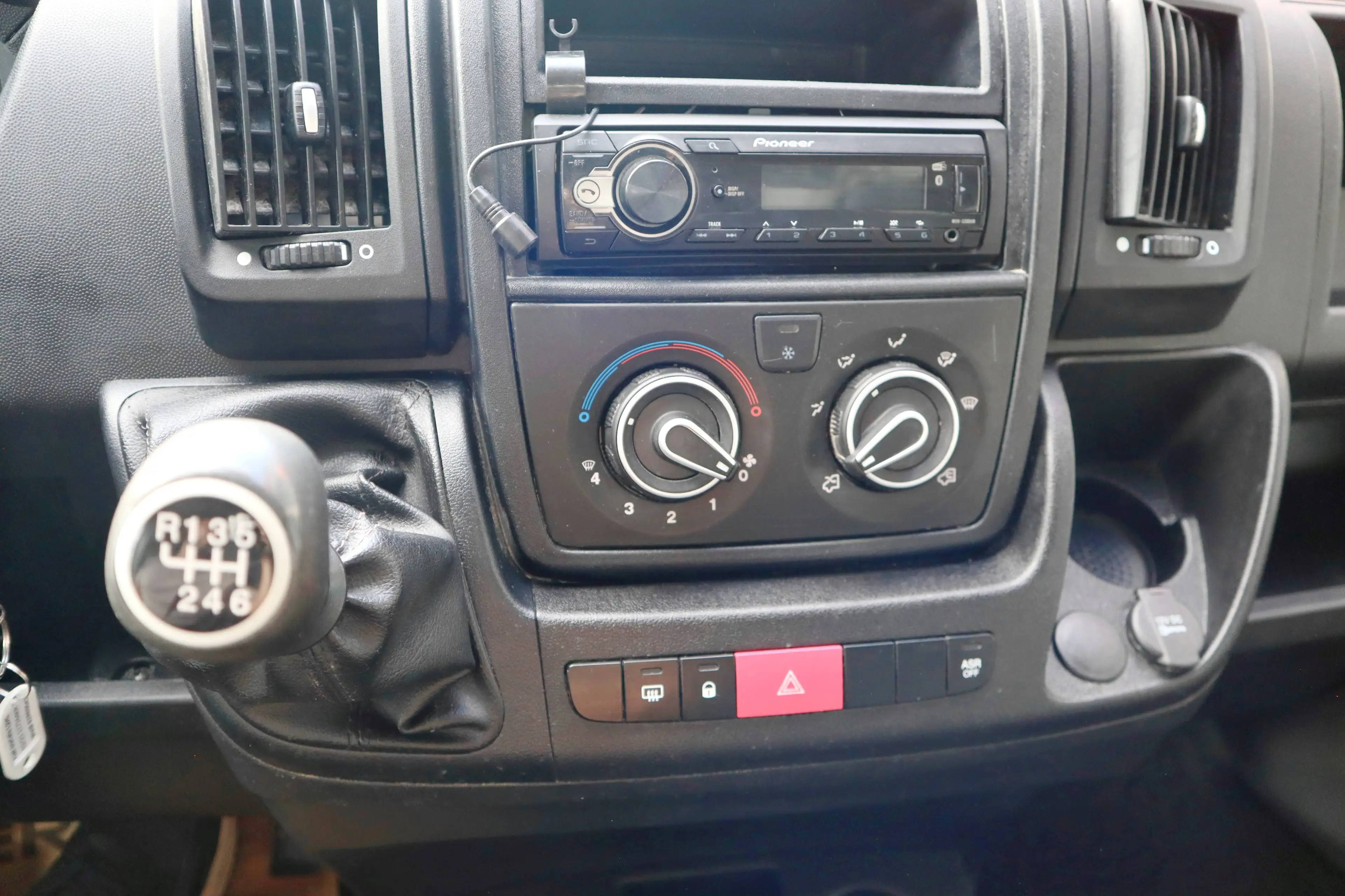 Fiat Ducato Ducato 35 L2H2 140 *1.Besitz* Net 13750 €* — photo 13