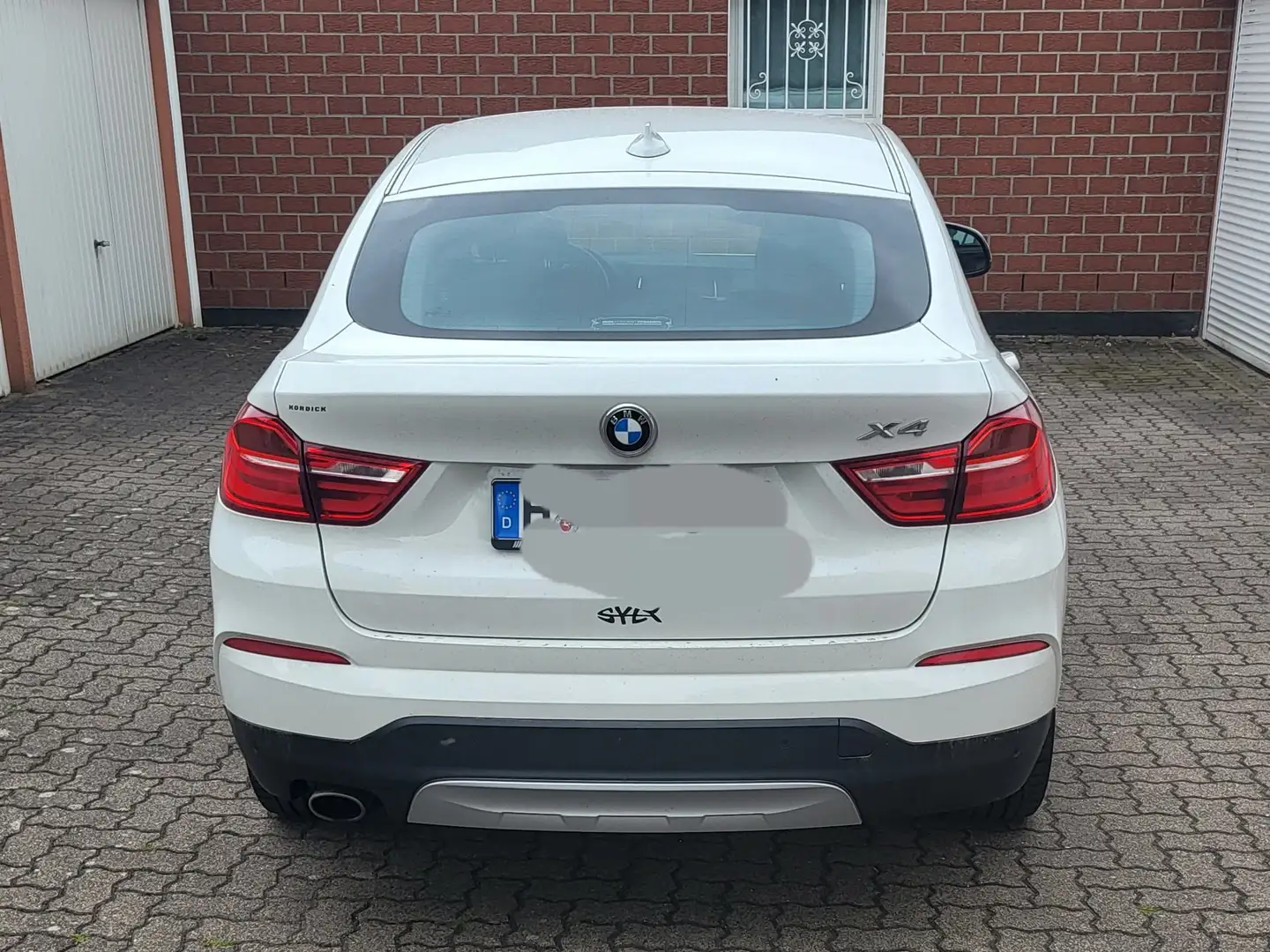 BMW X4 X4 xDrive20d Aut. Advantage Weiß - 2