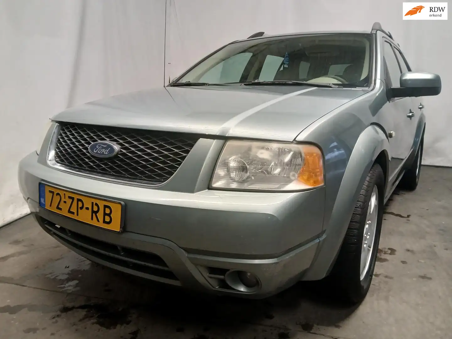 Ford FREESTILE 4WD Schade Зелений - 1