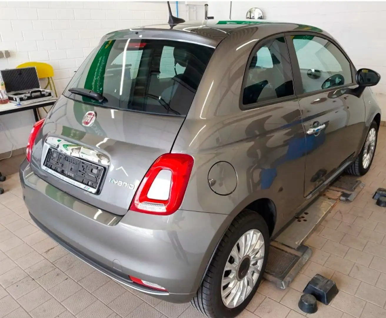 Fiat 500 1.0 GSE Last Edition Klima & Sound Grau - 2