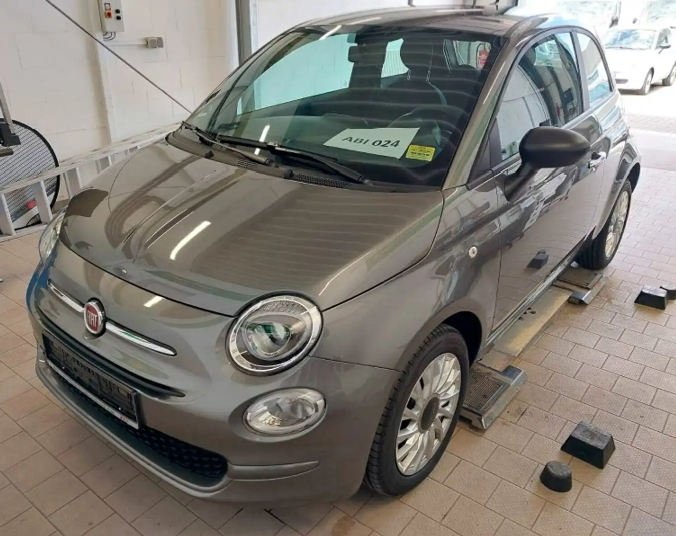 Fiat 500 1.0 GSE Last Edition Klima & Sound Grau - 1
