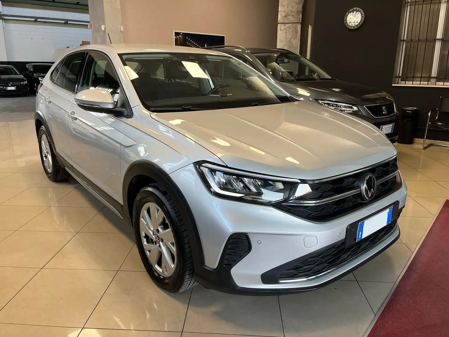 Volkswagen Taigo 1.0 tsi Life 95cv NEOPATENTATI OK Argento - 1