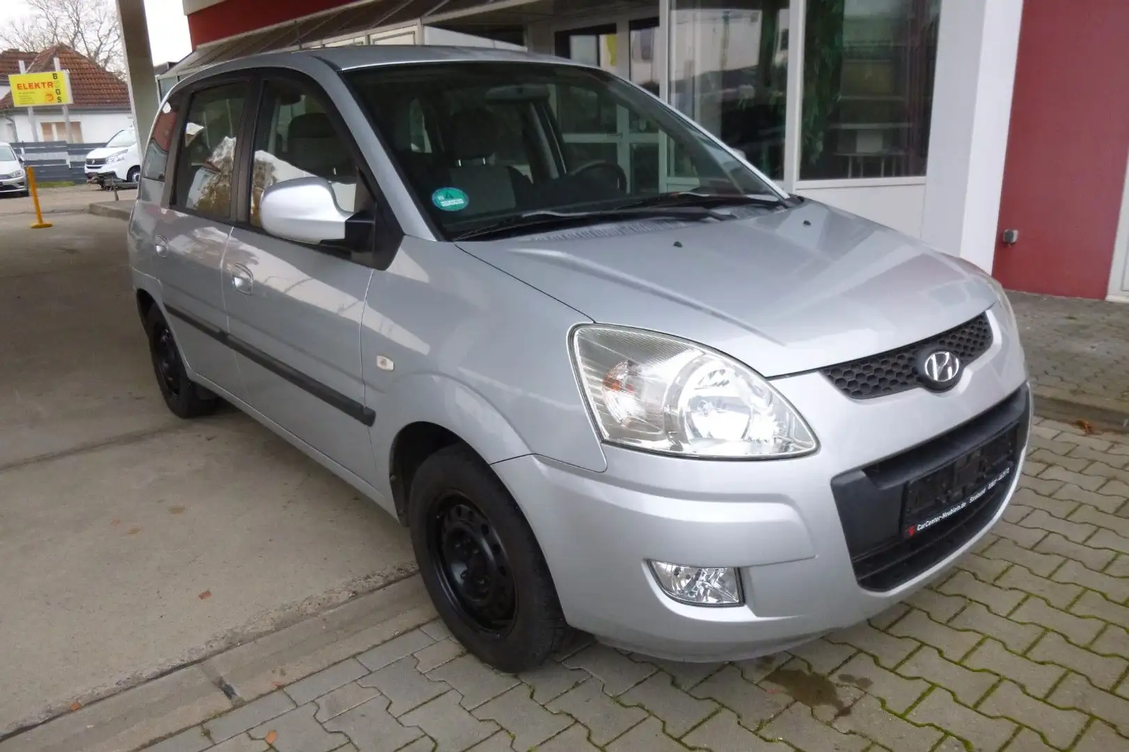 Hyundai Matrix Comfort Zilver - 1