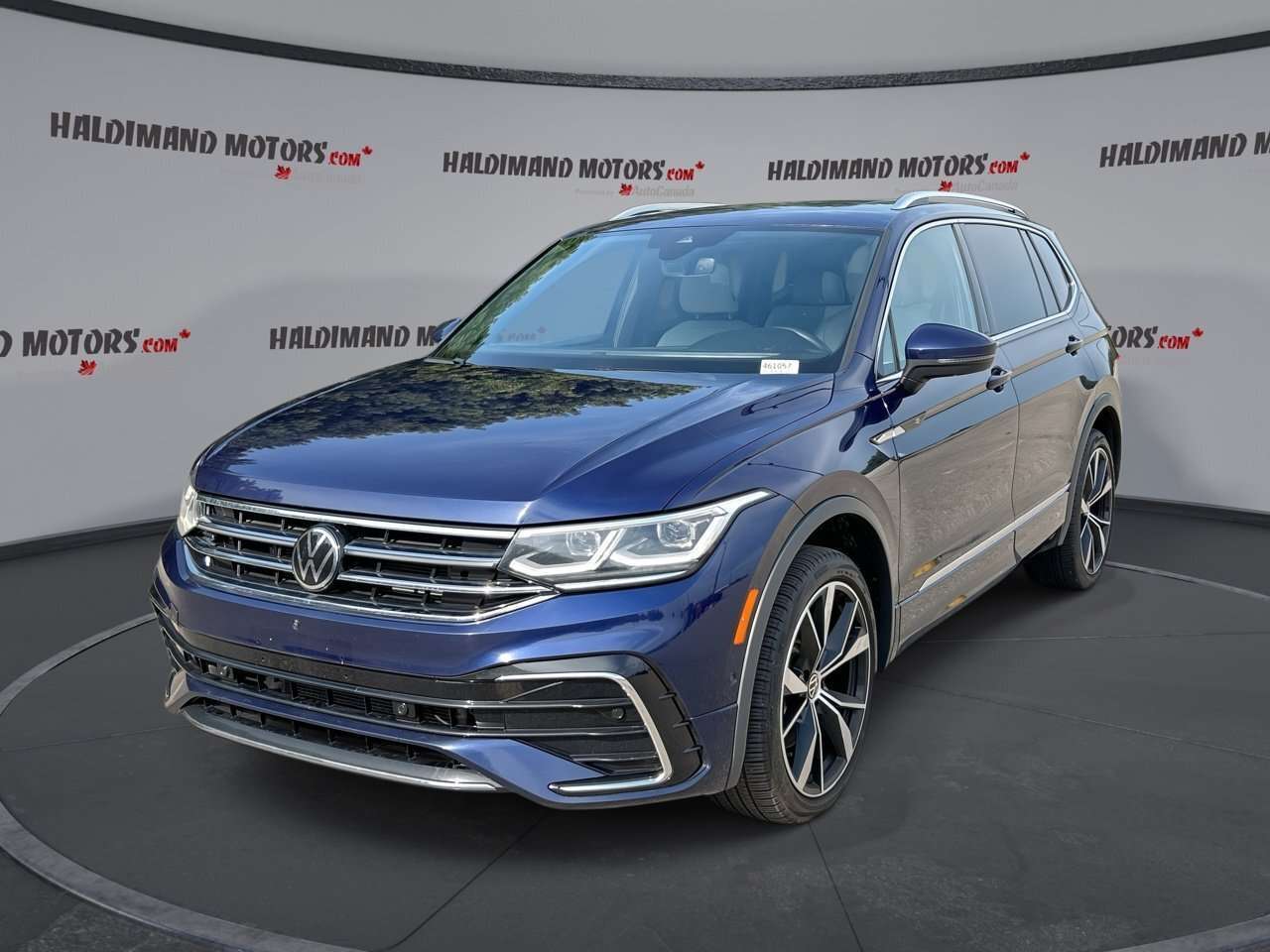 2022 Volkswagen Tiguan Highline R-Line 4WD | No Accidents | Pano. Sunroof
