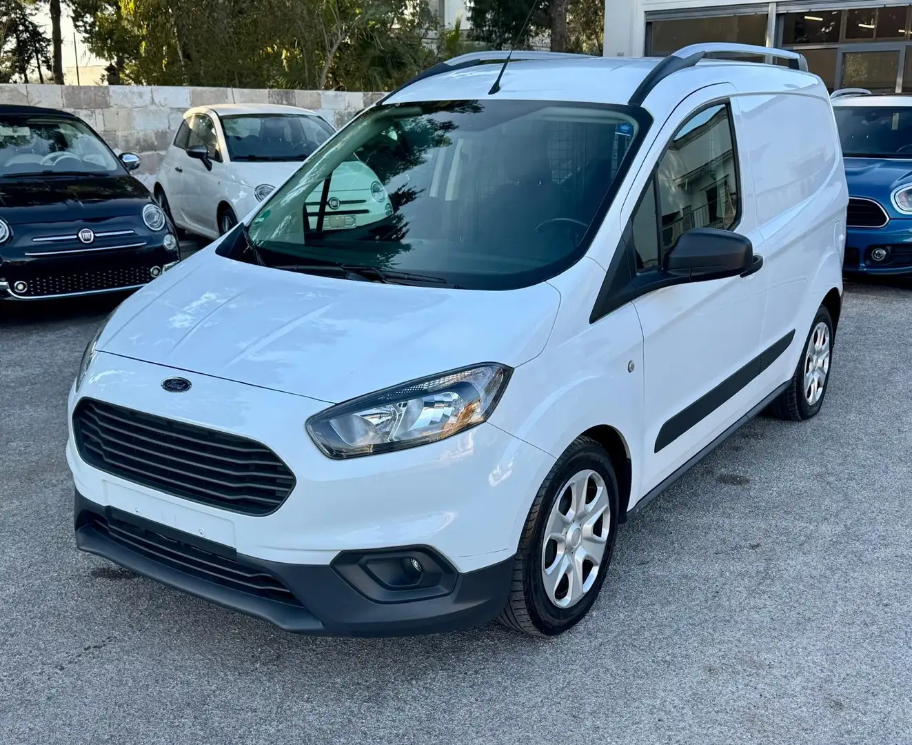 Ford Transit Courier 1.0 EcoBoost 100CV Trend Bianco - 1