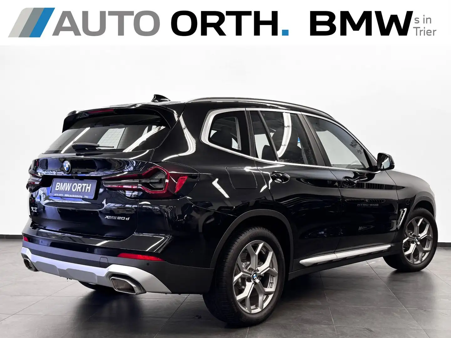BMW X3 xDrive20d LEDER LC-PROF PANO ACC 360° AHK Schwarz - 2