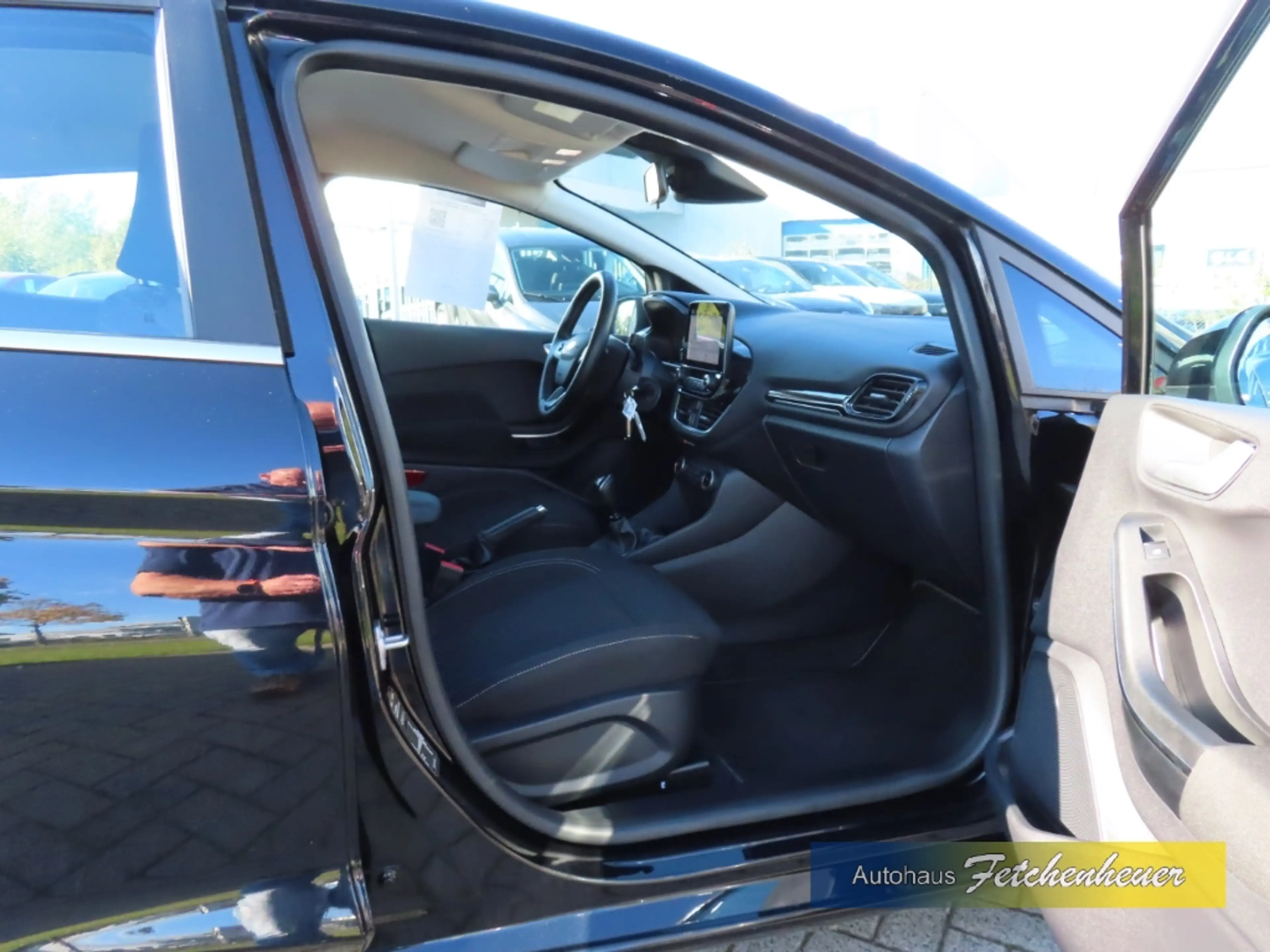 Ford Fiesta MHEV Titan.  LED+AAC+SHZ+TEMP+PDC+DAB+GJR — photo 10