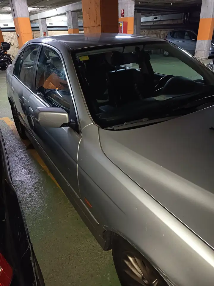 BMW 530i Touring, foto 2