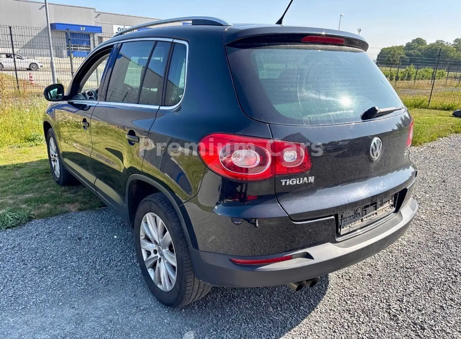 Volkswagen Tiguan 2.0 TDI Sport & Style 4Motion *Automatik* Black - 2