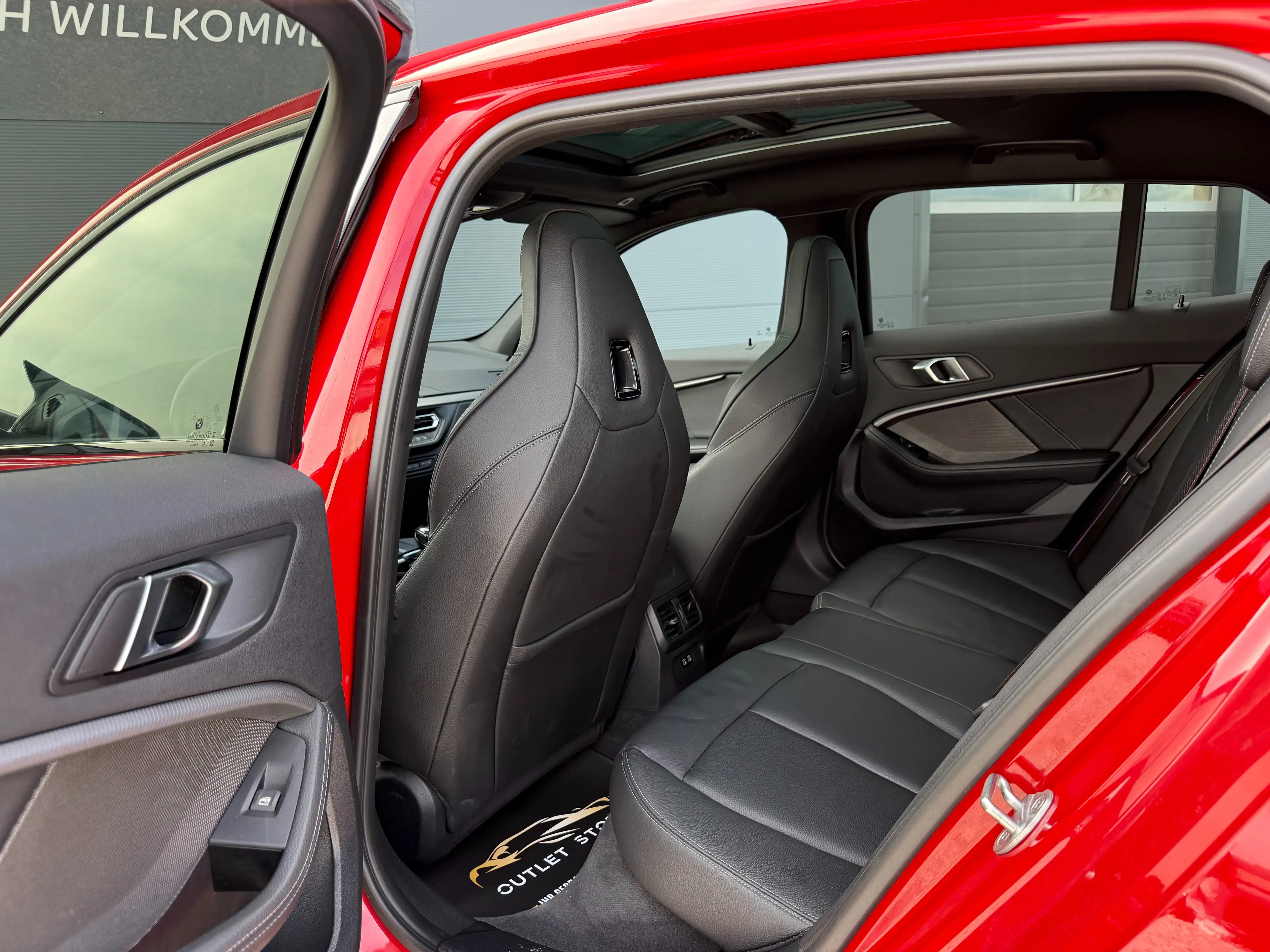BMW 135 M135 i xDrive*M-Sportsitze*HUD*Pano*Harman*20'' — photo 13