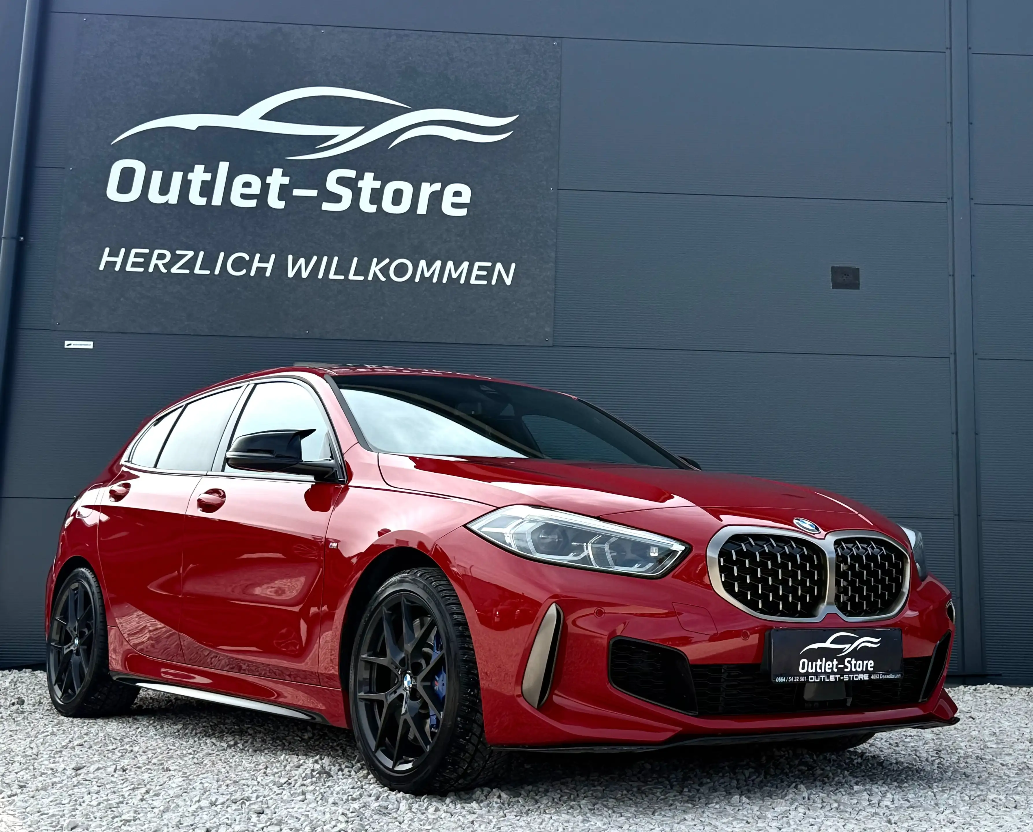 BMW 135 M135 i xDrive*M-Sportsitze*HUD*Pano*Harman*20''