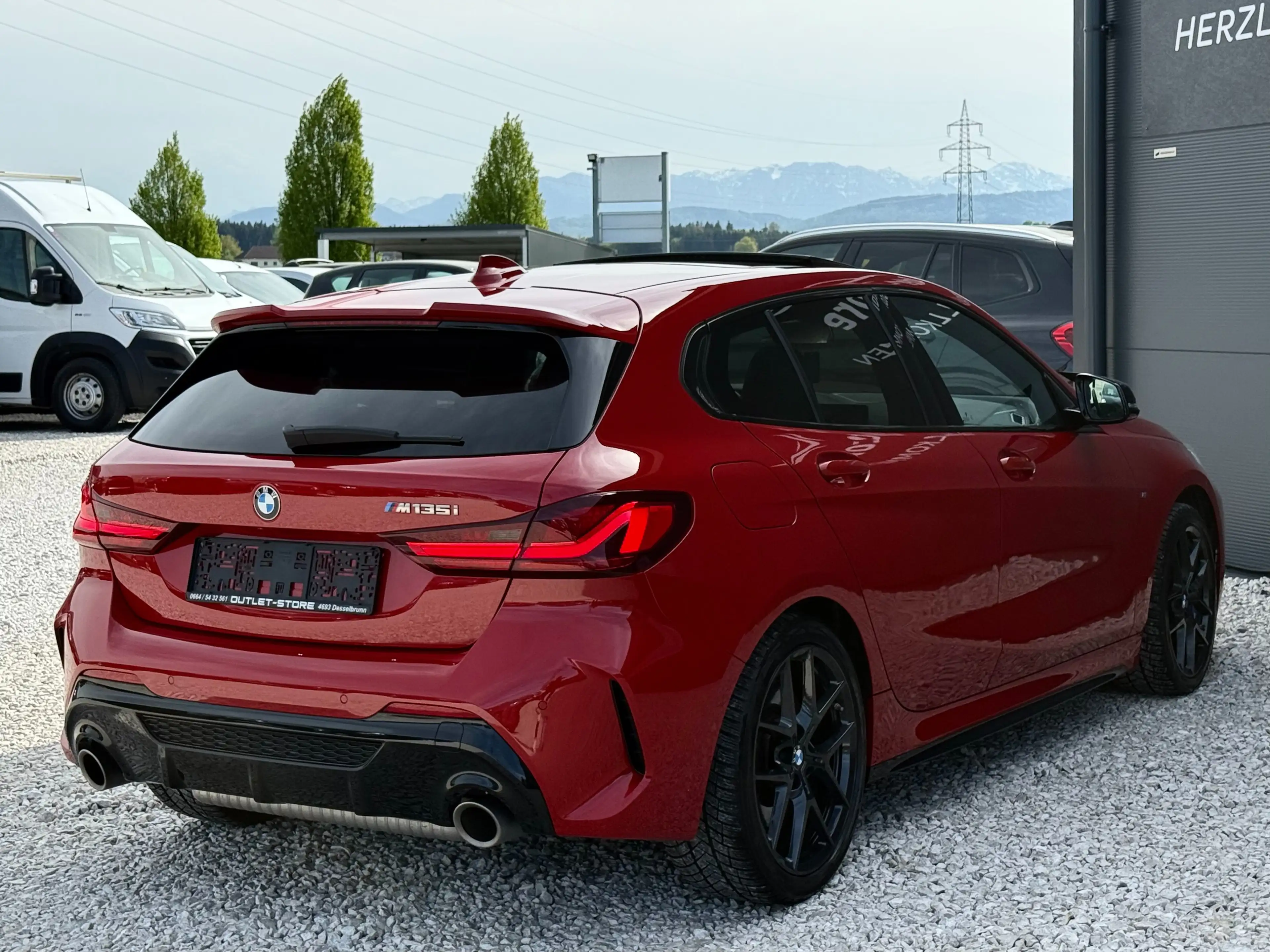 BMW 135 M135 i xDrive*M-Sportsitze*HUD*Pano*Harman*20'' — photo 8