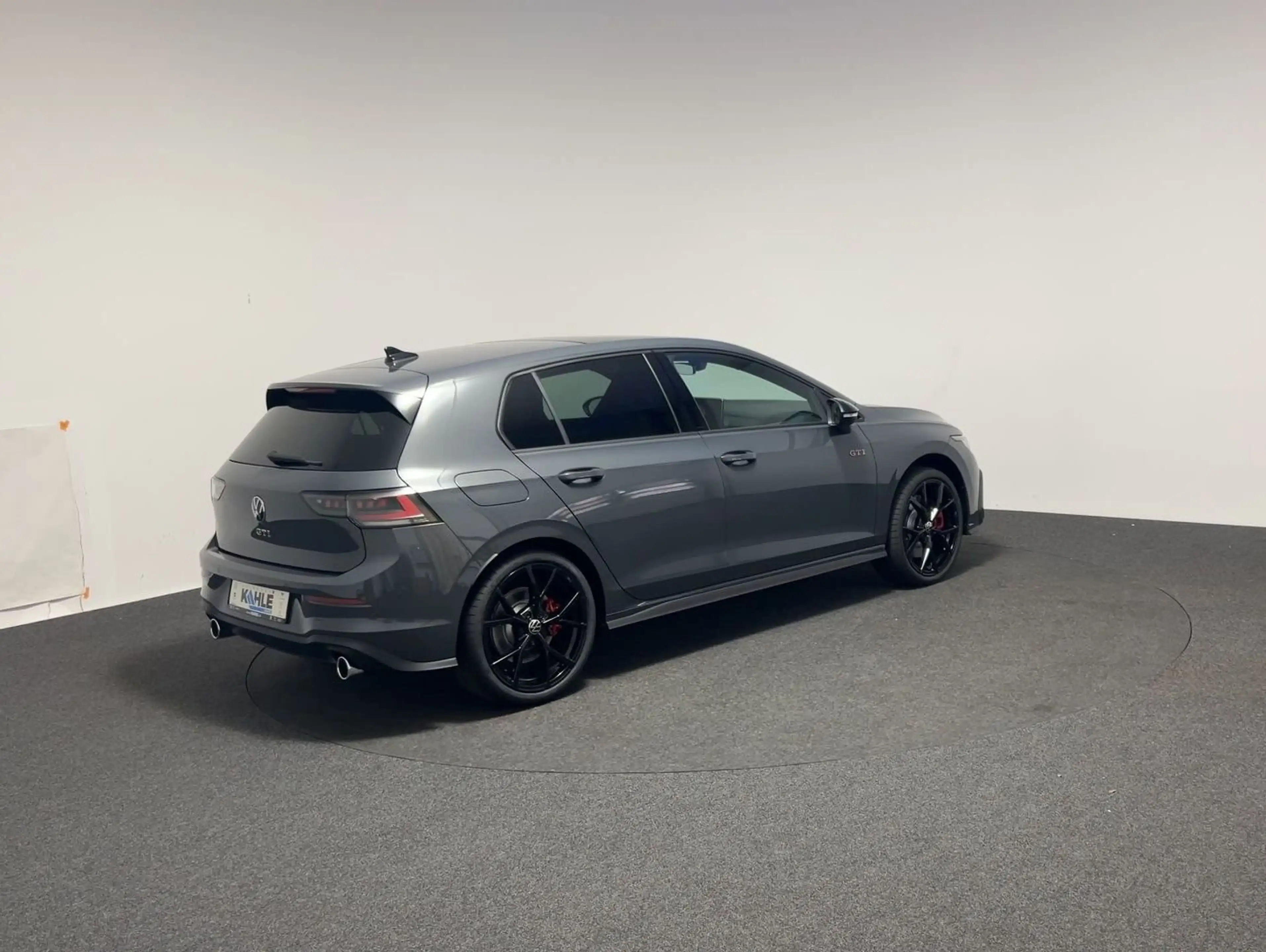 Volkswagen Golf GTI Golf 2.0 TSI DSG GTI BlackStyle Pano WKR AHK — photo 7