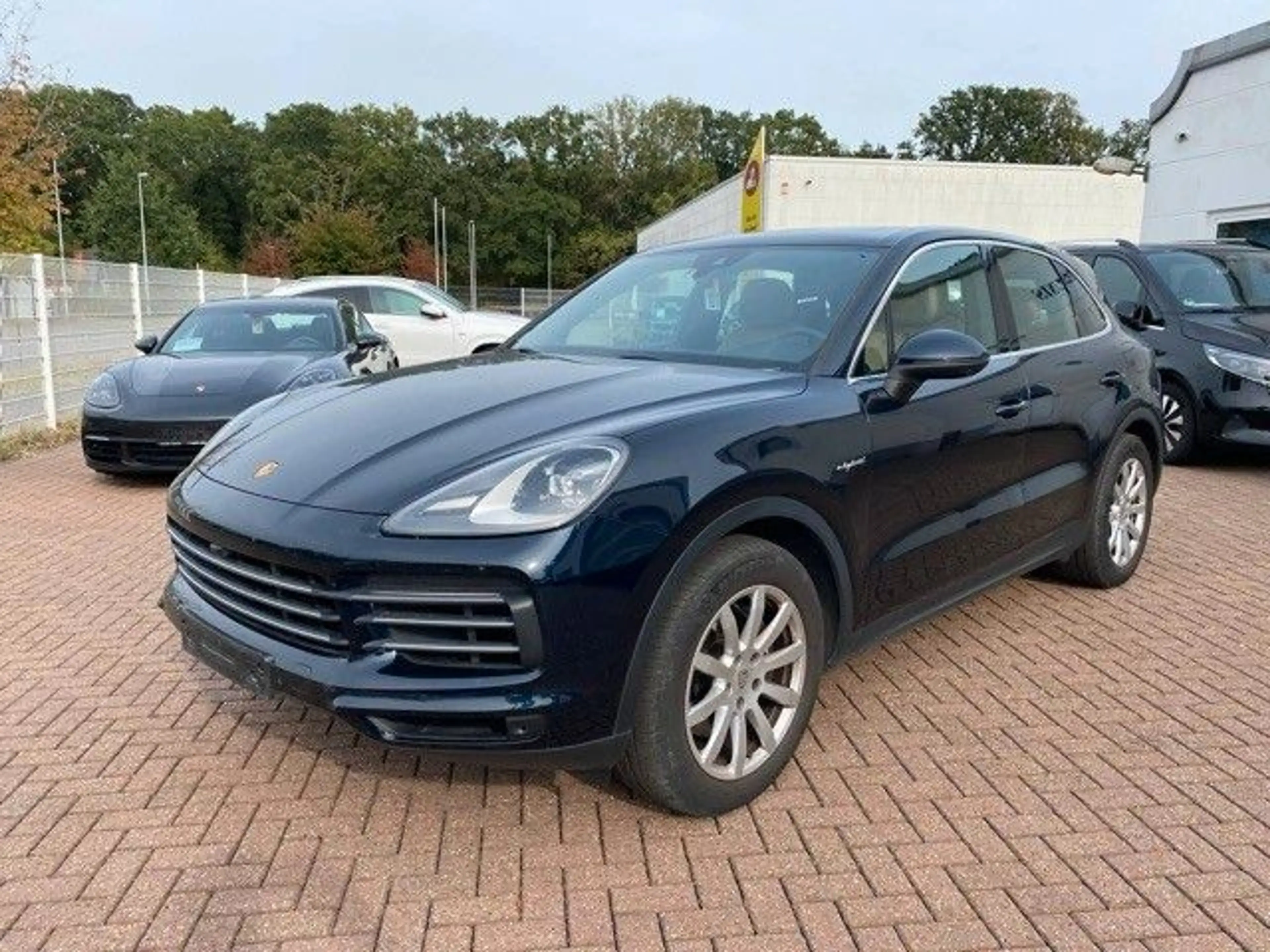 Porsche Cayenne E-Hybrid Chrono Plug-in Cam Pan 1.Hand