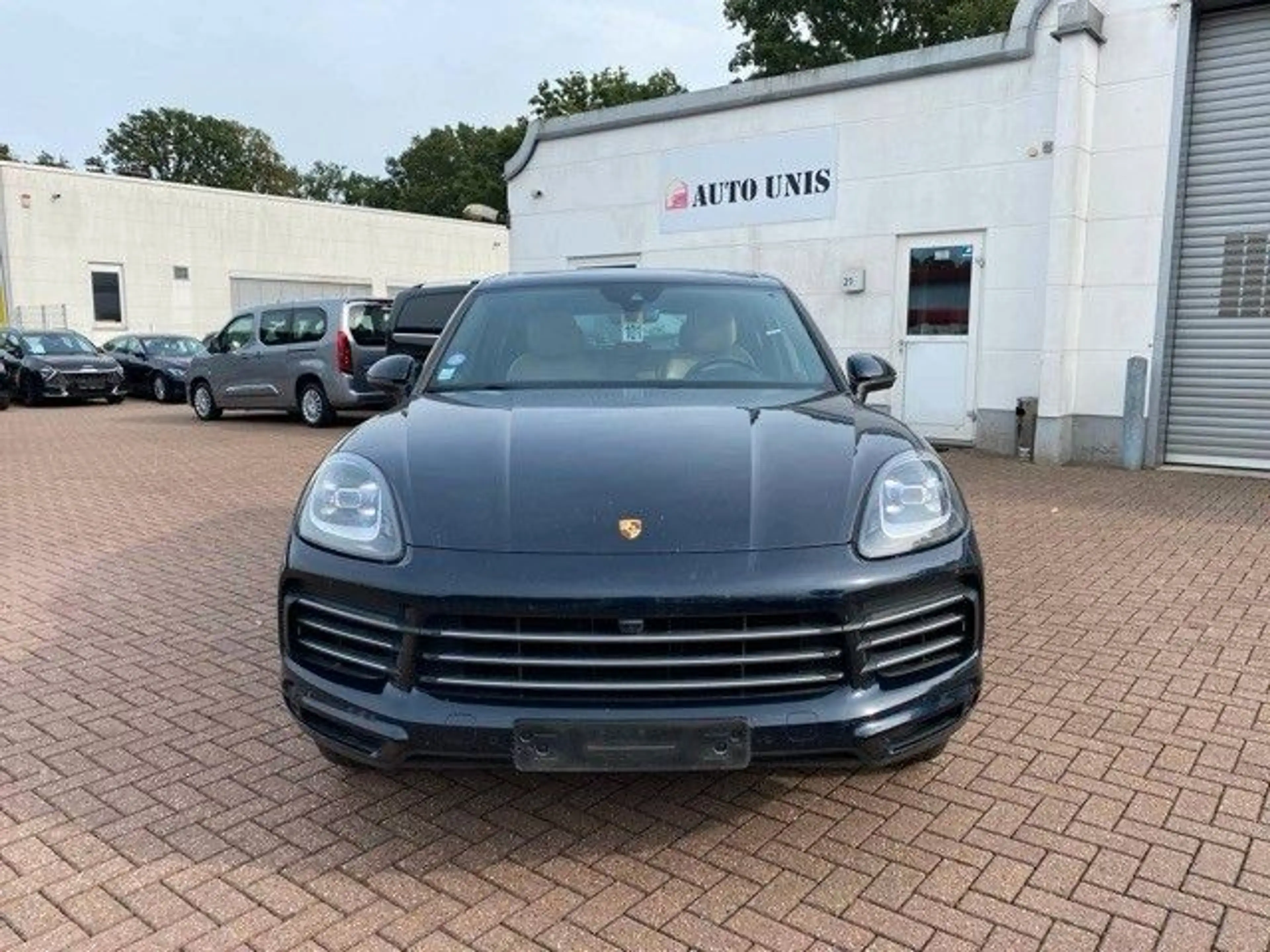 Porsche Cayenne E-Hybrid Chrono Plug-in Cam Pan 1.Hand — photo 2
