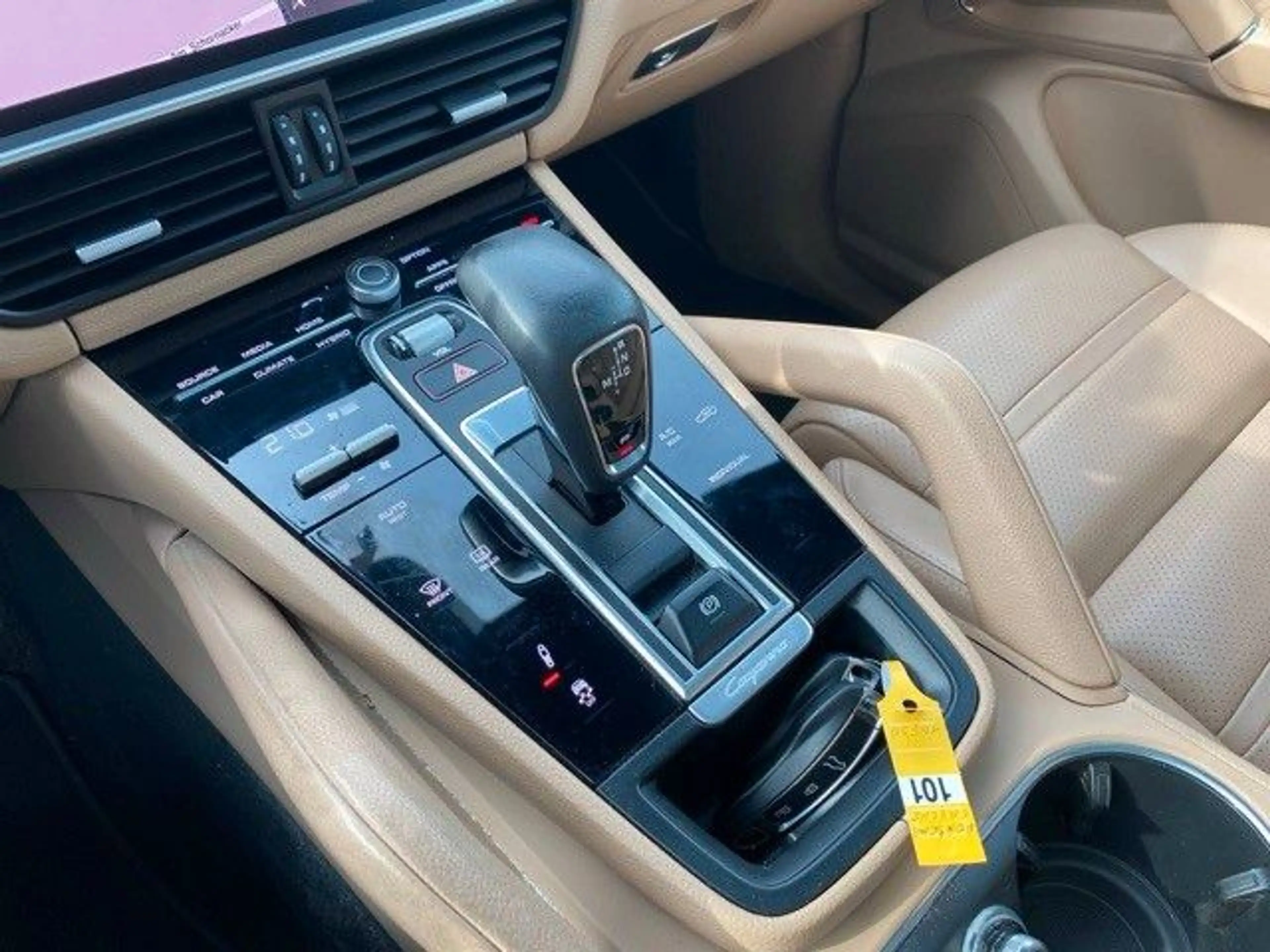 Porsche Cayenne E-Hybrid Chrono Plug-in Cam Pan 1.Hand — photo 15