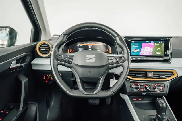 Seat Arona view 12
