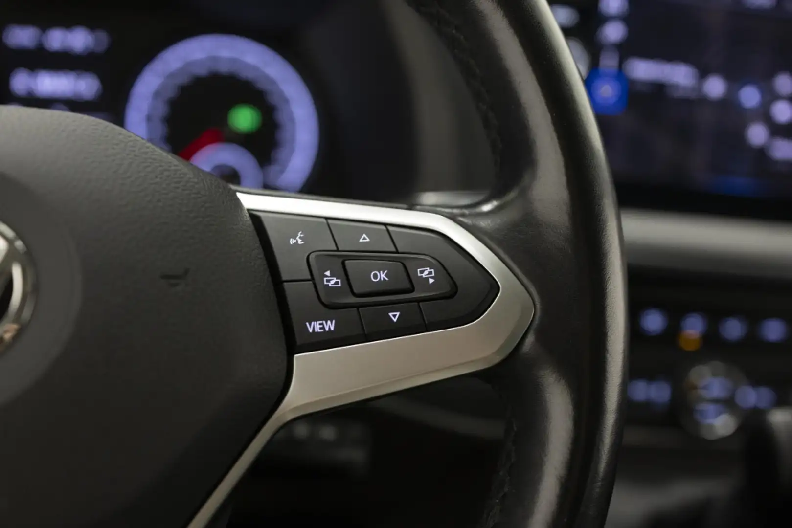 Volkswagen T5 Caravelle 2.0TDI BMT DSG Verde - 2