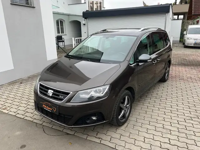 SEAT Alhambra FR 2,0 TDI DSG 4WD XENON, NAVI, KAMERA, PDC, AHK
