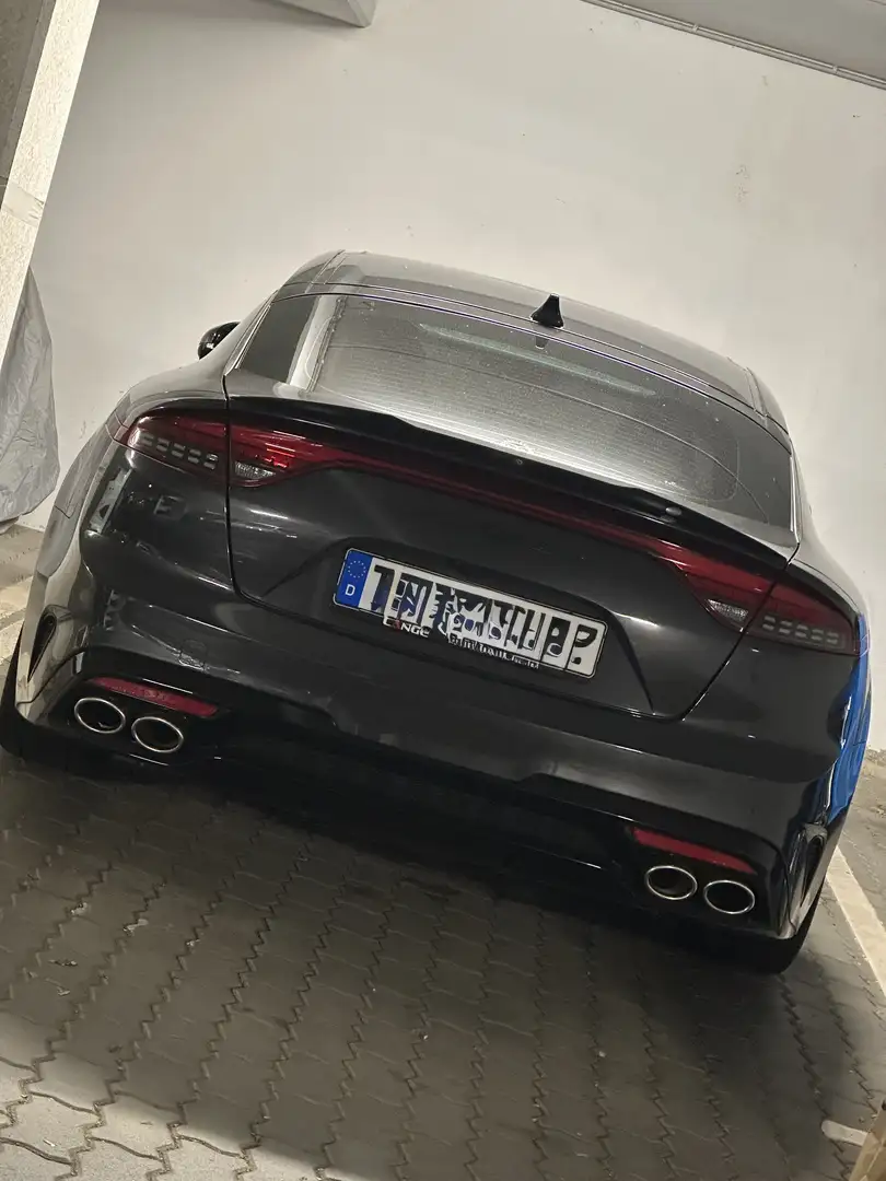 Kia Stinger GT 3.3 AWD 366PS Grau - 2
