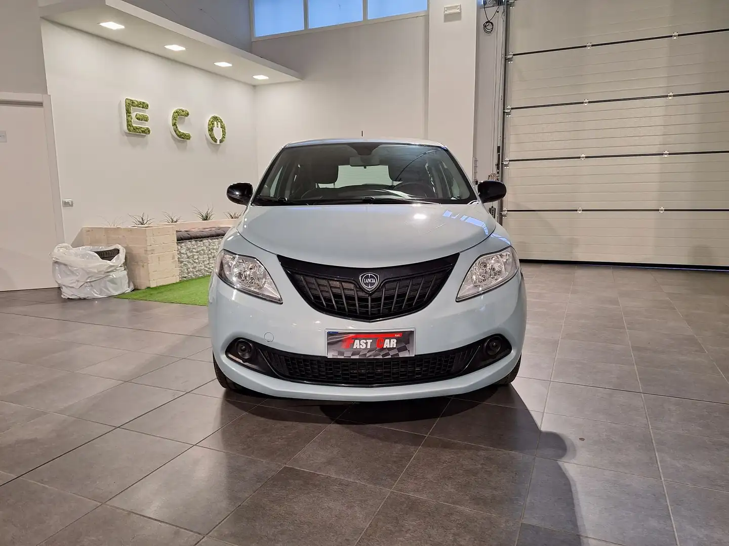 Lancia Ypsilon 1.0 FireFly 5 porte S&S Hybrid Silver Blu/Azzurro - 2