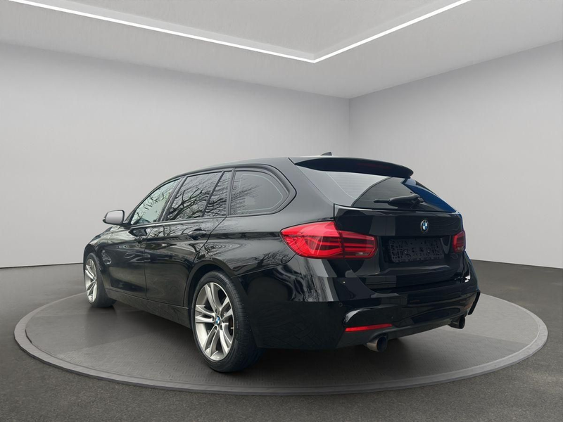 BMW 330 i Touring Sport-Line LED/HUD/el.Heck/SHZ/AHK — photo 3