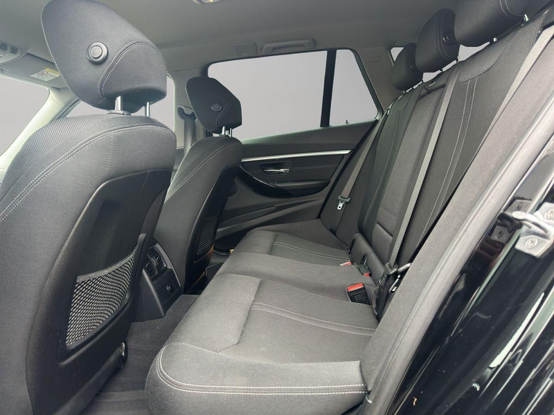 BMW 330 i Touring Sport-Line LED/HUD/el.Heck/SHZ/AHK — photo 14