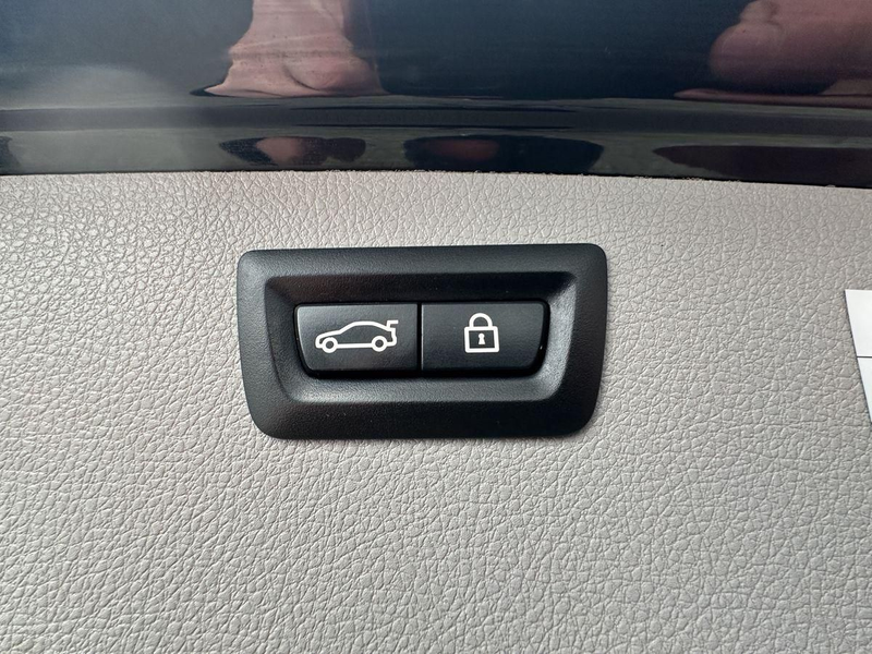 BMW 330 i Touring Sport-Line LED/HUD/el.Heck/SHZ/AHK — photo 13